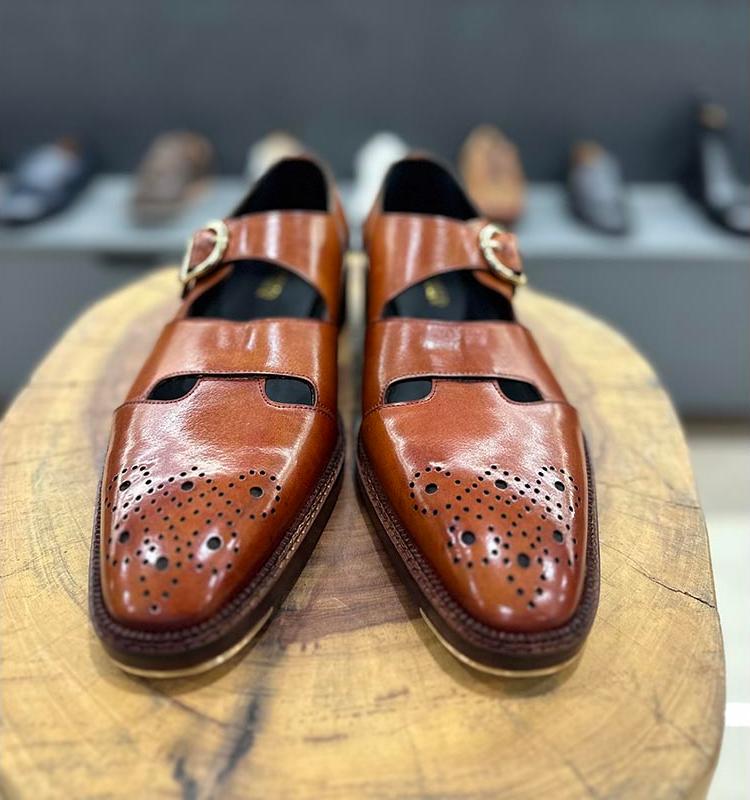 (⏰Last Day Promotion $14 OFF)Tan Mirror Glossed Patina Medallion Sandals