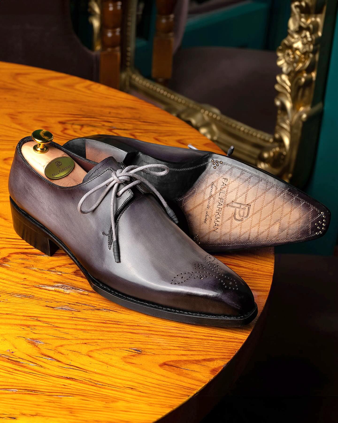 Men's Handmade Brogue Carved Leather Shoes