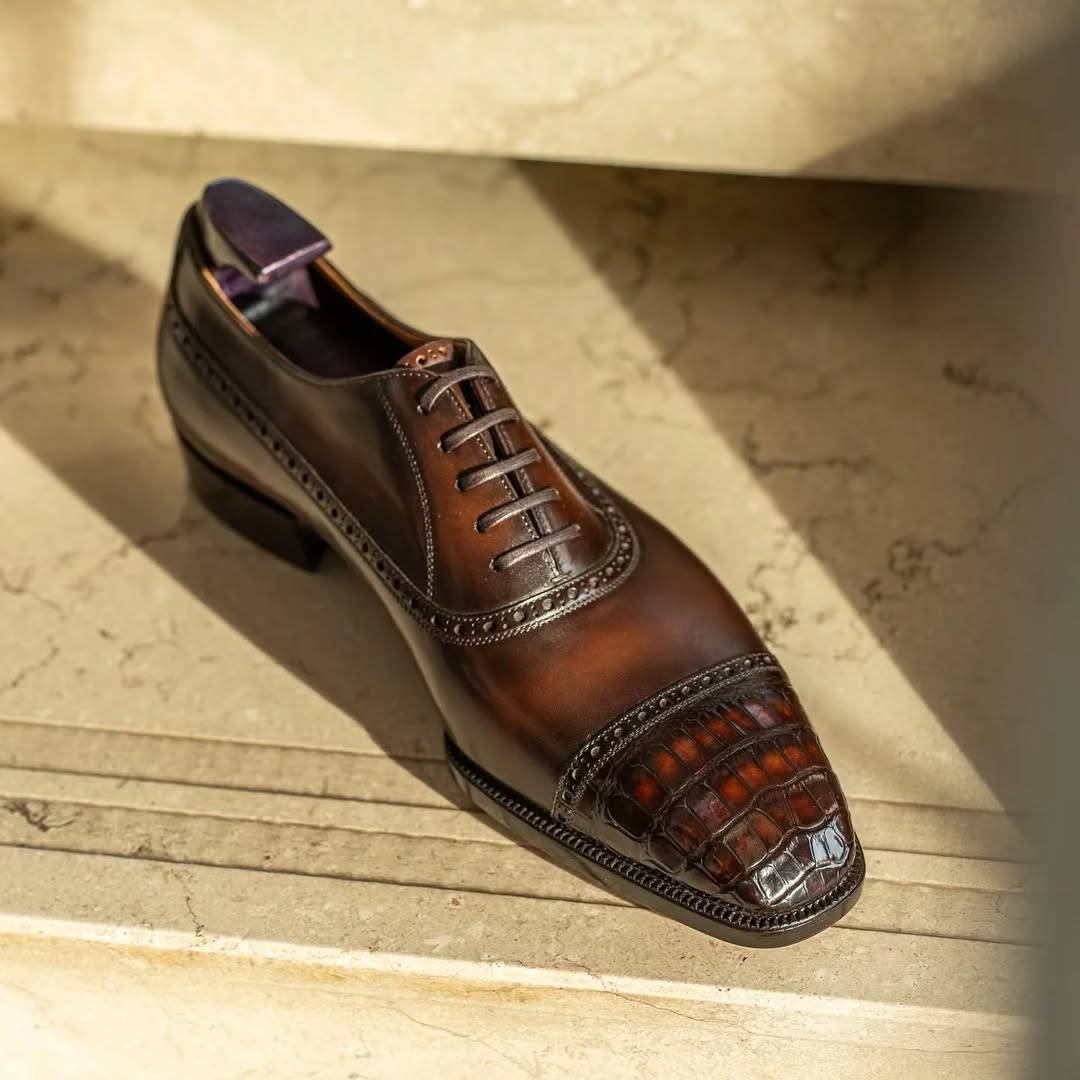 Triple Joint Crocodile Pattern Stitching Oxford Shoes