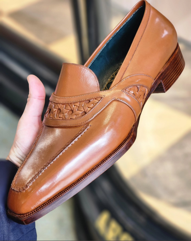 Texted Khaki Loafers