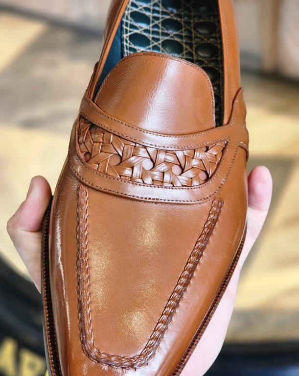 Texted Khaki Loafers