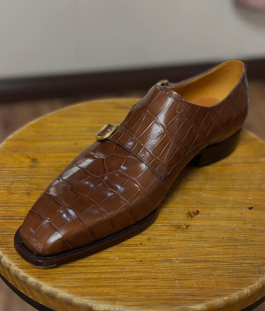 Men's Crocodile Pattern Double Buckle Monk Shoes