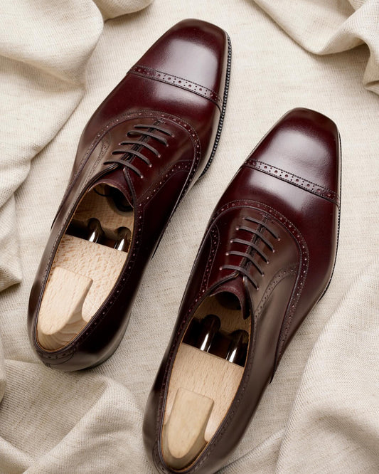 Classic Men's Sculpted Oxfords