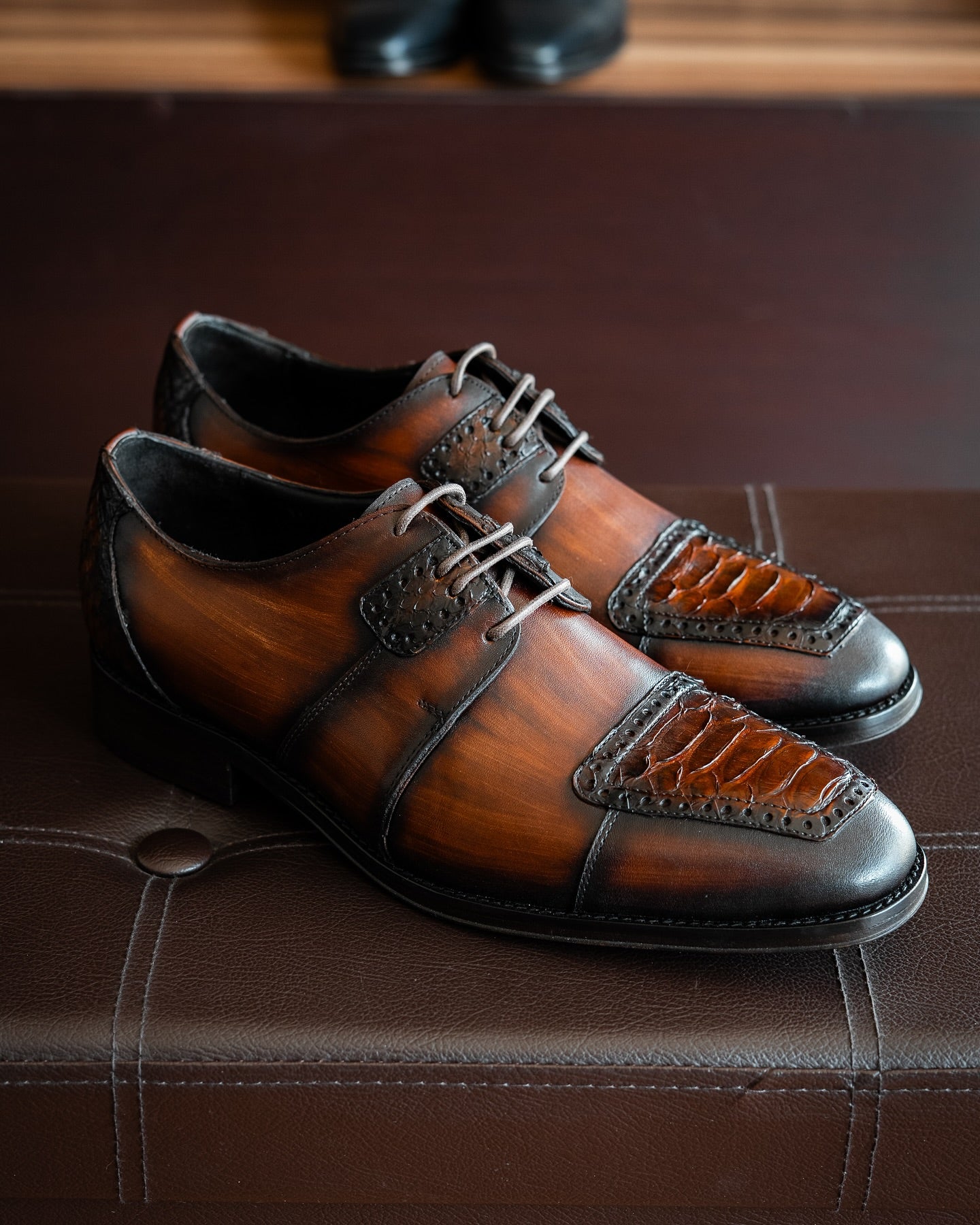 Men's Crocodile-print Oxford Shoes