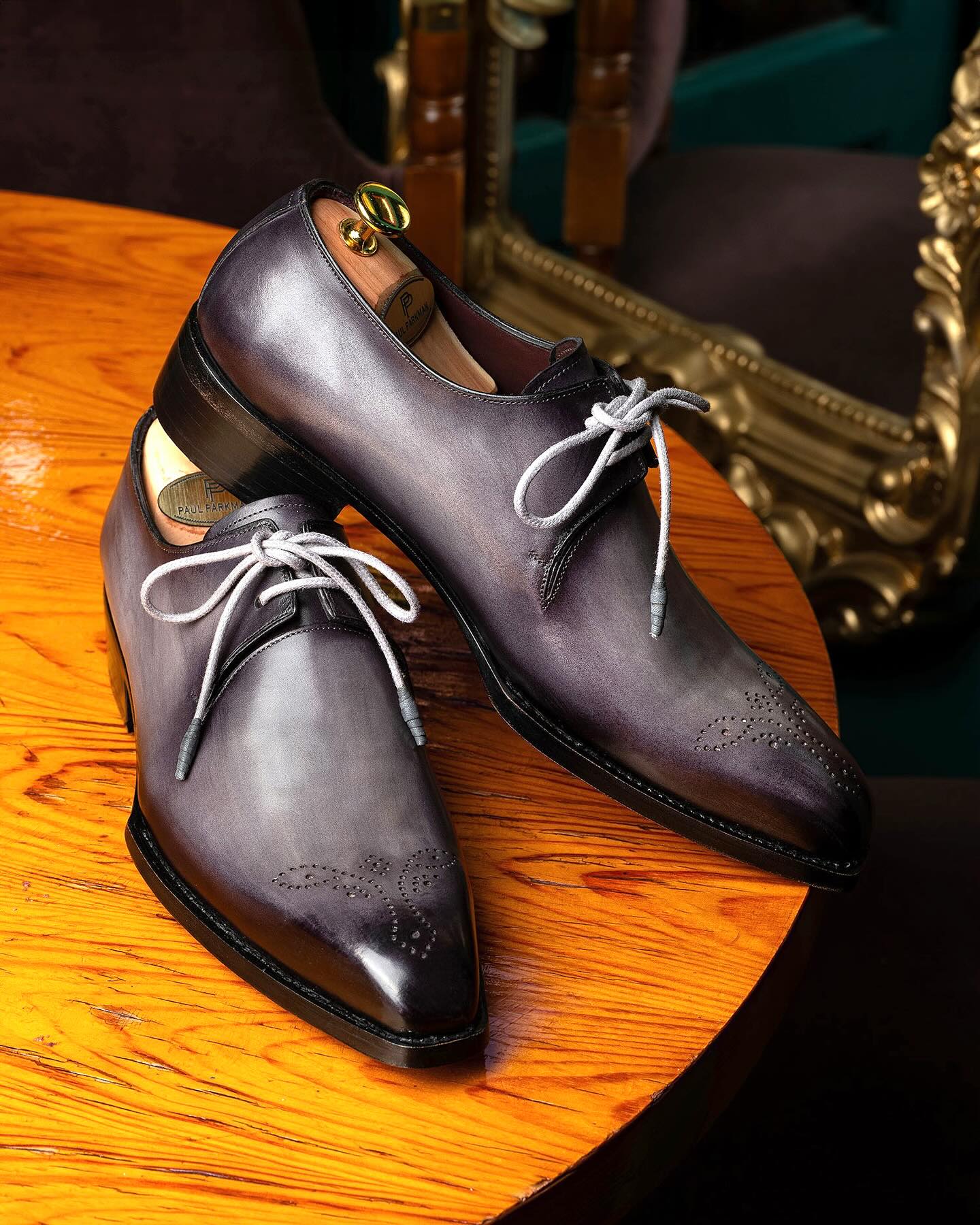 Men's Handmade Brogue Carved Leather Shoes