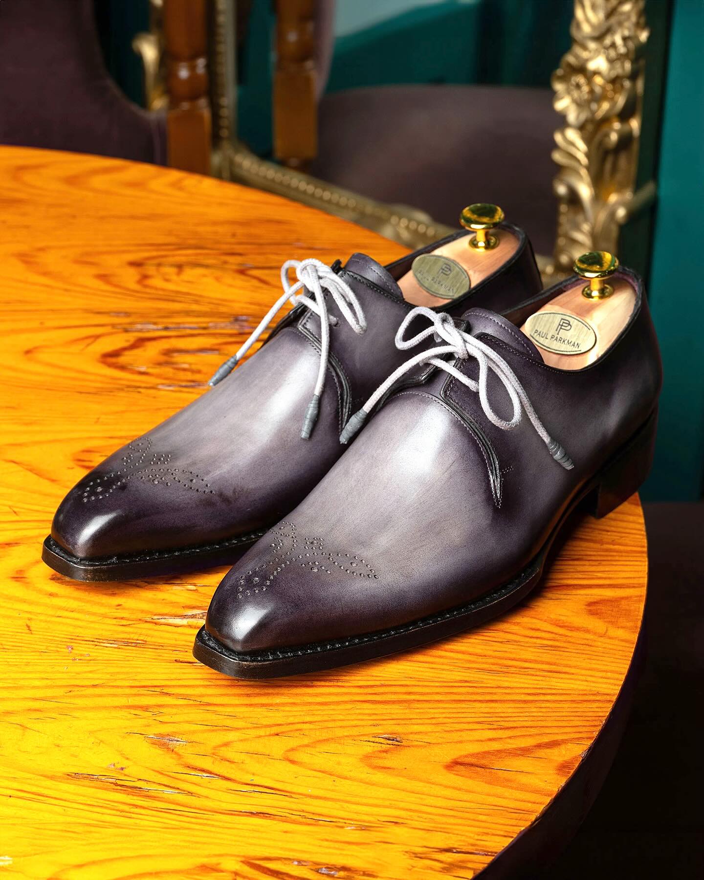 Men's Handmade Brogue Carved Leather Shoes