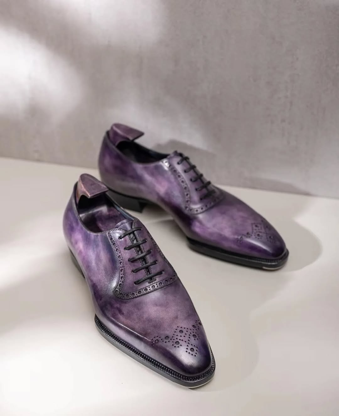 Vintage Carved Design Oxford Shoes