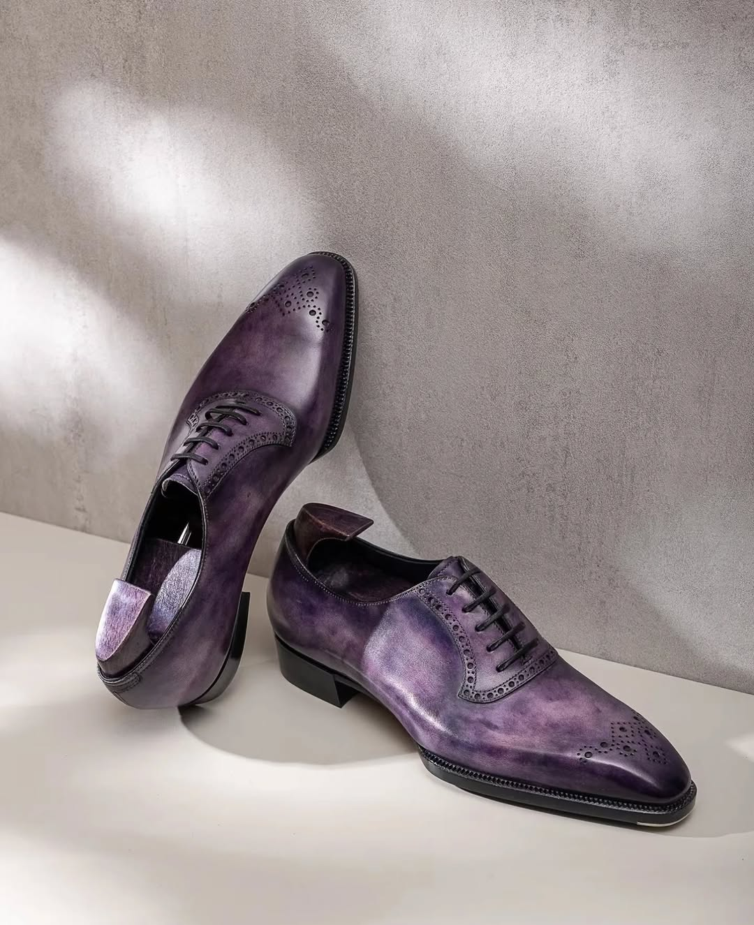 Vintage Carved Design Oxford Shoes