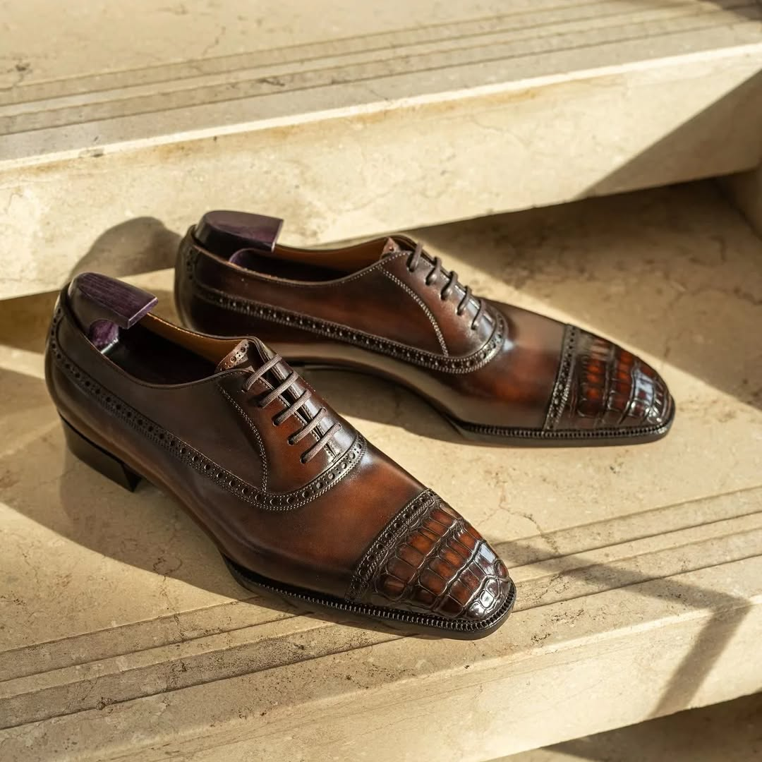 Triple Joint Crocodile Pattern Stitching Oxford Shoes