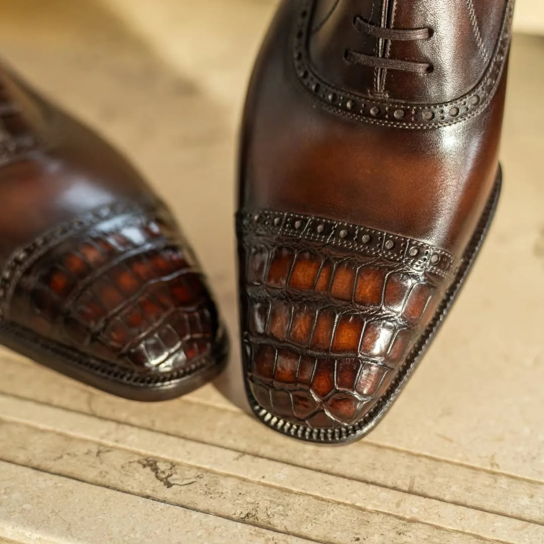 Triple Joint Crocodile Pattern Stitching Oxford Shoes