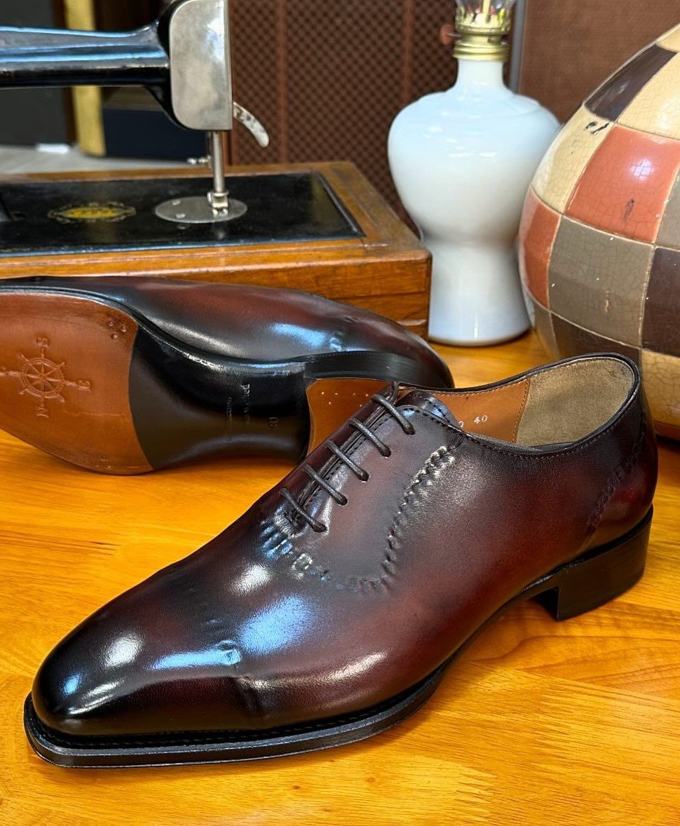 Triple Jointed Vintage Leather Shoes