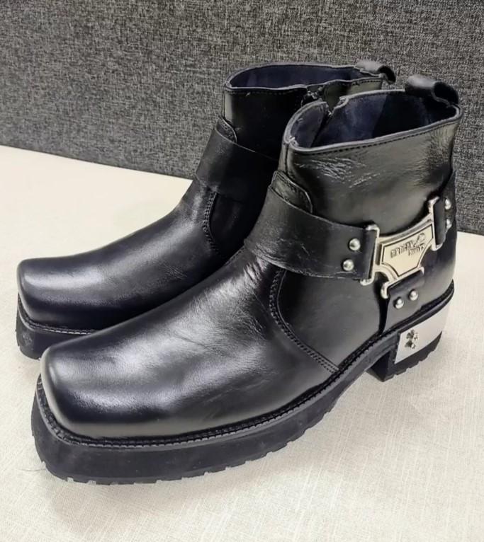 Buckle Design Boots