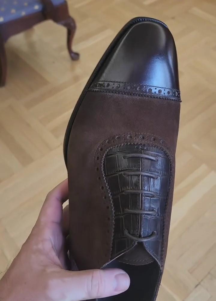 Vintage Triple Jointed Leather Shoes