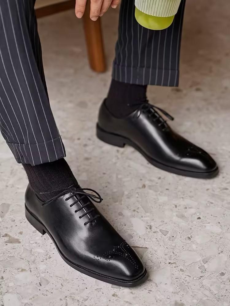 Carved Leather Business Shoes